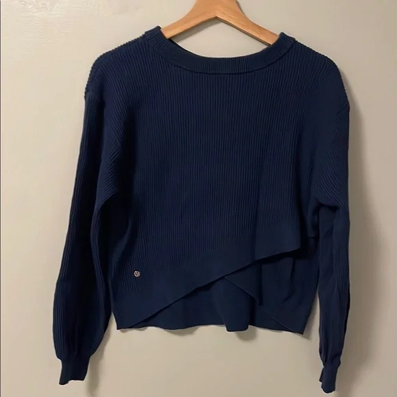 Lululemon Reversible Navy Ribbed Sweater - Picture 2 of 3
